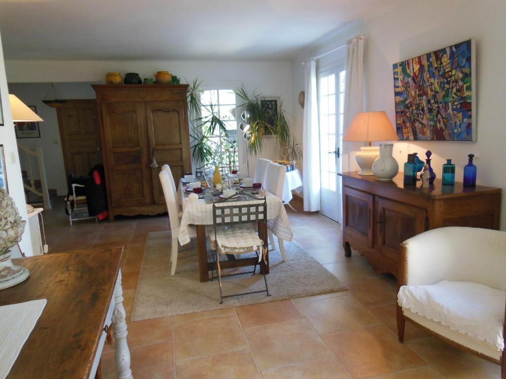 Chambres D'Hotes Saint Veredeme Pujaut Zewnętrze zdjęcie