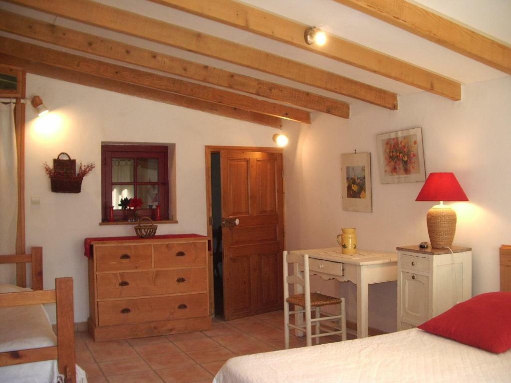 Chambres D'Hotes Saint Veredeme Pujaut Zewnętrze zdjęcie